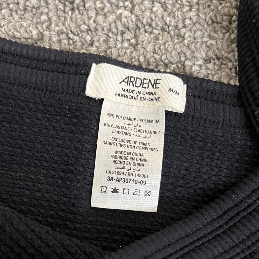 2 pack ardene Black and Cream Ribbed Tank Tops square neck - Picture 3 of 3